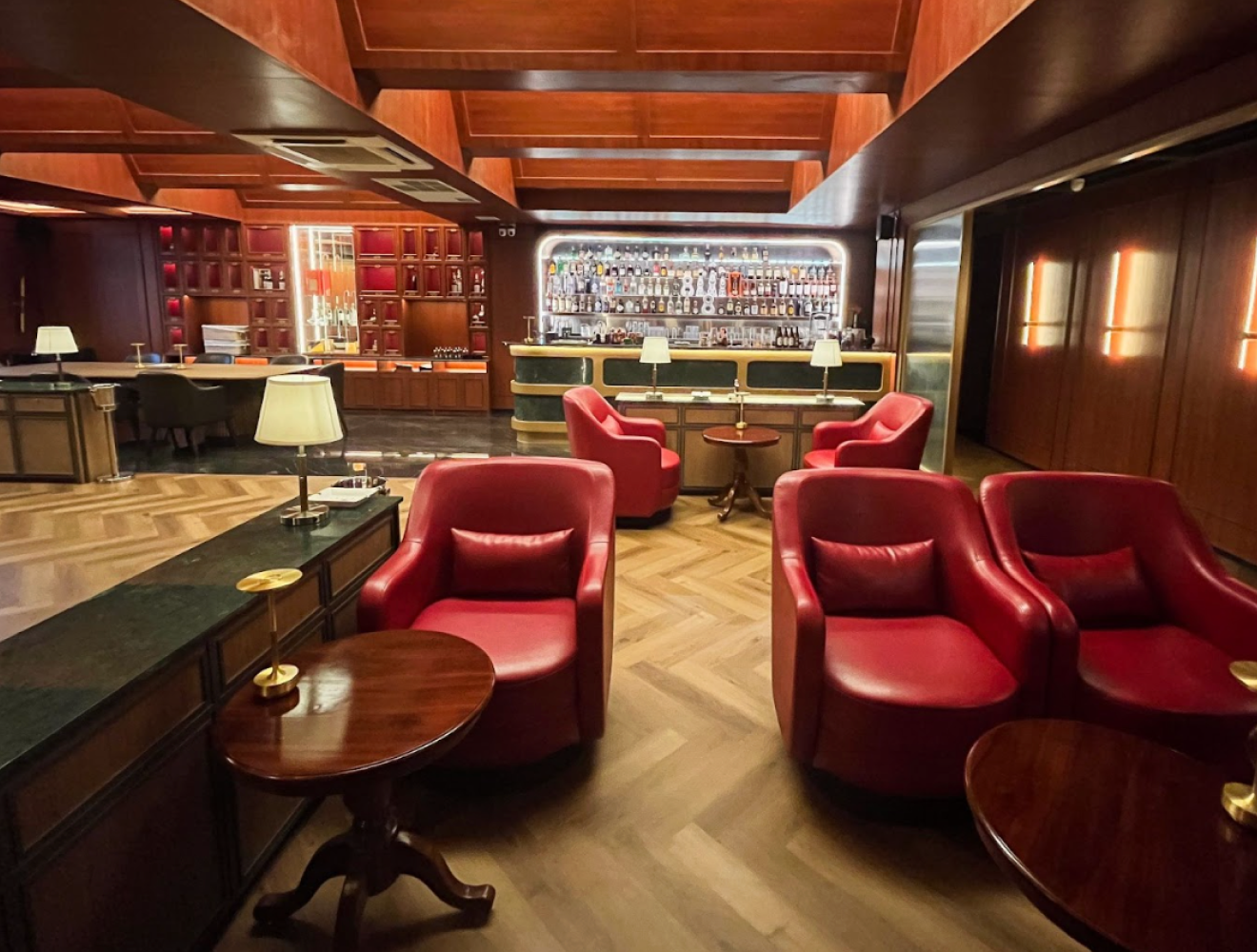 Whisper-gallery_1776077016_Mask group-2.png